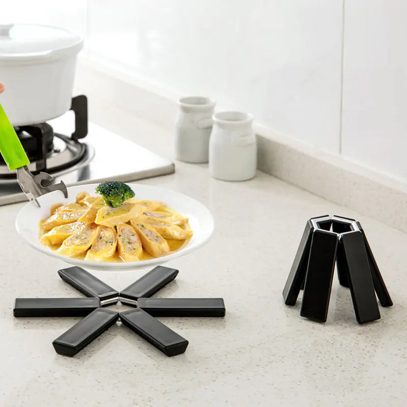 Compact Flameproof Trivet